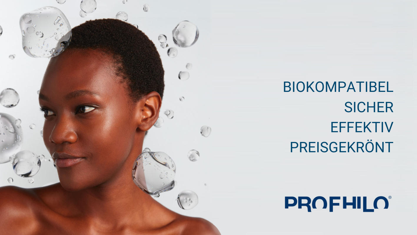 Schwarze Frau steht unter Wassertropfen - Beschriftung: Profhilo - Biokompatibel, Sicher, Effektiv, Preisgekrönt