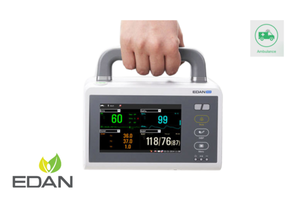 Mobiler Patientenmonitor iM20 von Edan mit verschiedenen Vitalparametern auf dem Bildschirm wird getragen