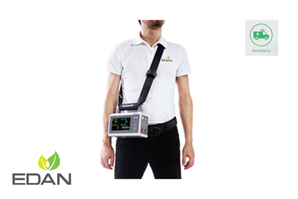 Mobiler Patientenmonitor iM20 von Edan wird von einem Menschen mit Schultergurt getragen
